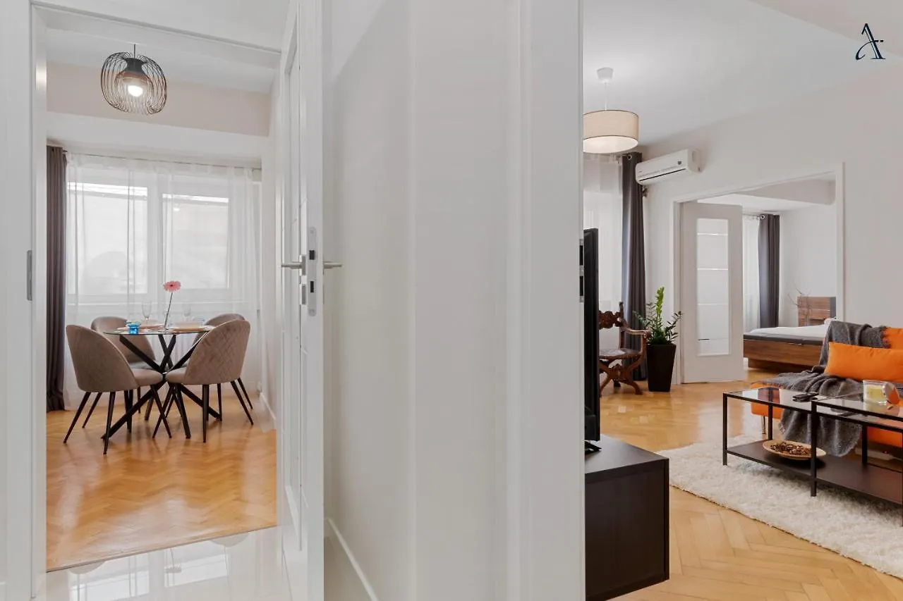 Rentforcomfort Coquette 1Bdr Calea Victoriei Bukarest